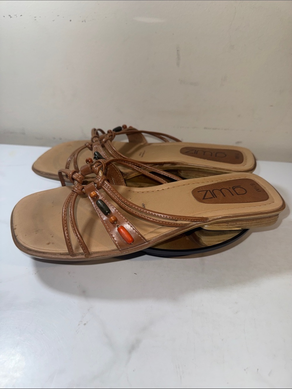 G. Wiz Savannah Tan Leather Beaded Strappy Women's Sandals 440607 - Size 8.5M